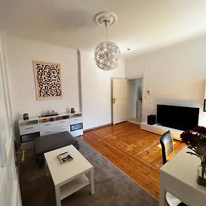 Apartment Ferienwohnung Am Schlosspark Charlottenburg, Berlin